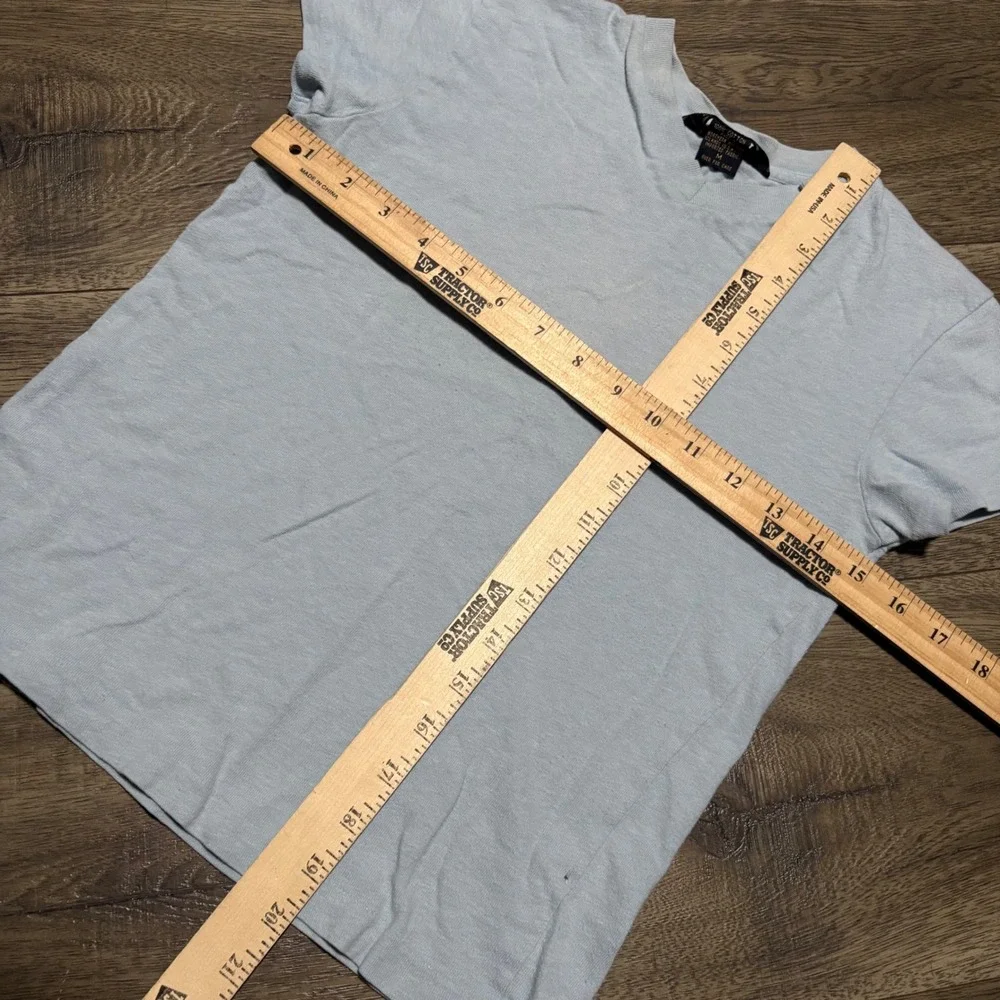 Vintage Single Stitch Abercrombie & Fitch Tee Womens Med V-Neck West Coast Beach